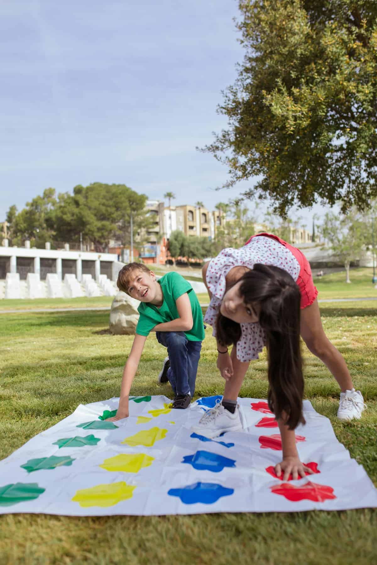15. Twister