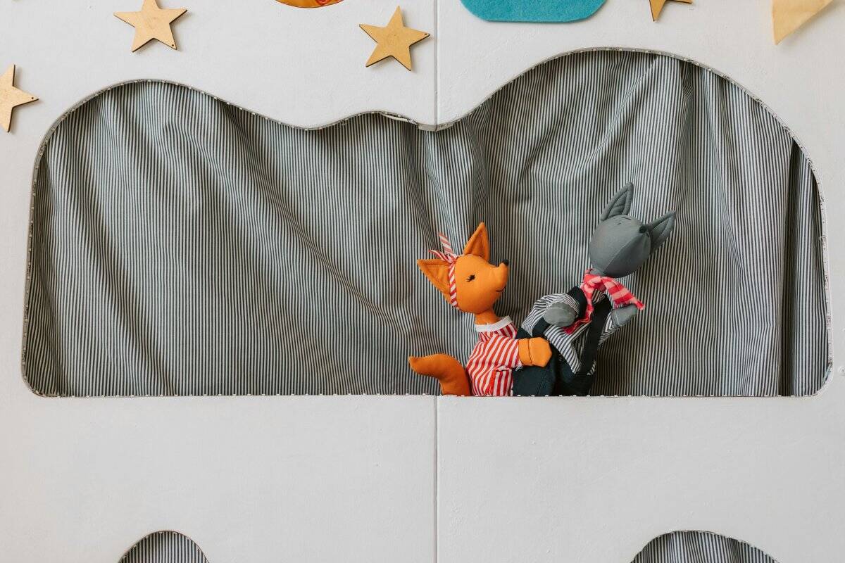 2. DIY Puppet Theater